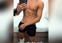 OnlyFans - surfista_mlk - Surfista - Novinho Safado Batendo uma Depois do Futebol