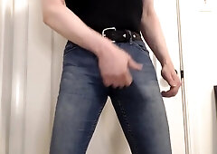 Spunking in ultra-cock-squeezing denim and equestrian footwear