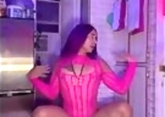 Strawberry shortcake Striptease