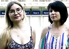 Ersties pr sentiert Marie S und Emily Sehen Sie sich das hei e Video an