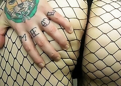 Big-Ass Tattooed Amateur's Solo Webcam Show