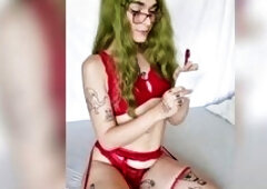 I wish to watch how much u can ooze for me