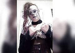 Clown cutie tease ????????