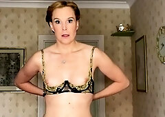 Amateur Webcam Teen Masturbates And Teases