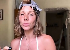 Big boobs milf masturbates with her dildo