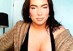 Hot brunette amateur MILF rides hubbys cock