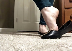 Crossdresser Flats Shoeplay