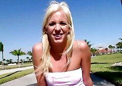 muscular blond bitsch works out her vagina and gets banged