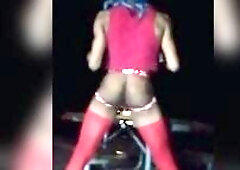 BOUNCIN BUBBLE BUTT FEMBOY PUBLIC TWERK (CHRISTMAS/ RECENT YEAR Peculiar)