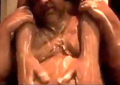 Amateur dude's homemade hairy session with a huge cock