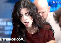 Reality kings - alluring asteria jade gets fucked in the toiler by jmac until they get caught by his gf