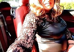 Amateur crossdresser Kellycd2022 outdoor masturbation stockings