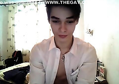 Beautiful Exotic Teenboy On Cam