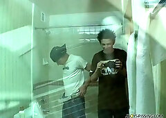 Ian ampamp Skug - Piss Games - Ian Madrox ampamp Skug