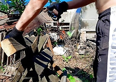 Country hetero boy saws meatpipe with an bulge in his trousers and determines to fap