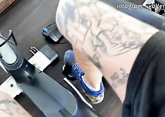 Fit Chick Smack my Protein after Workout / Public sex