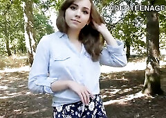 pleasant amateur teen does her 1st porno casting