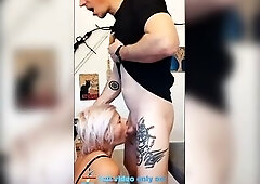 Drubbing Sunday on - make her squirt, spank her and screw her on the floor