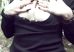 Flashing boobs and butt in the forest