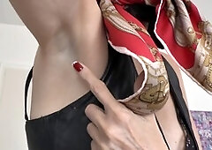 Breathe in the aroma of my sweaty armpits and worship them submissively, loser