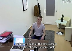 Twink cums in a glass during a casting