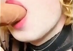 Anna Rios: Gifs of 2025