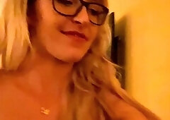 Wild blonde teen LIBRARY deep toying pussy on webcam