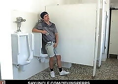 Cute Dylan Hayes Caught Smoking And Fucked By The Black Officer