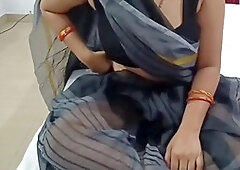 Bhabhi gives a wild tongue action to her devar while the maid watches