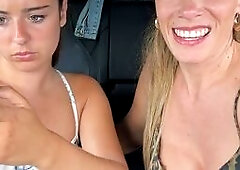 Steamy Car Kissing to Hot Pussy Play