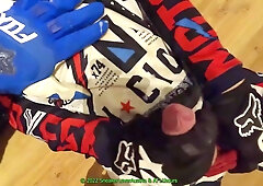 Jizz Shot on BFs face in MX Gear