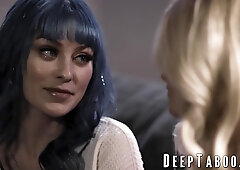 Big Titted STEPMOM Serene Siren orally pleasures sexy beauty Jewelz Blu