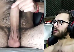 Glance at that face of enjoyment! Argentinian homosexual boy tugging and orgasming a phat stream...