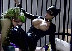 Katwoman Jennifer Darksome Prowls Into A Prison Cage 3way