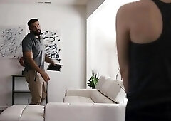 Heshe Ella Hollywood rimmed and gets anal reamed by stepdad