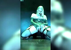 Transgirl with brand fresh neo-vagina experiences 1st climax!