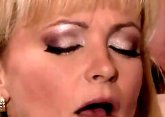 Aged Realtor Sell The Abode And Give Her Booty