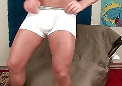 Str8 muscle hunk exhibitionist stroked.