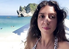 Sweetheart sucks my dong on a public beach and walks along the shore with cum on her face - Cumwalk