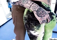 Janie Blade has scheduled an appointment with her fresh masseur,Steve Rickz. Shes been feeling constricted