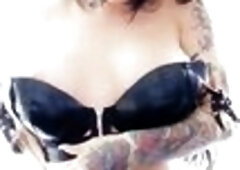 Natalie Mars Helps double penetration Joanna Beauty In Hawt Three-Some