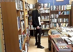 Crossdresser flashing in bookstore