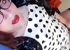 Princess Bunnie: Crossdresser MILF Masturbates