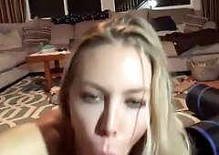 Mommy - Nicole aniston