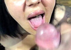 Tattooed Babe Blows Big Cock