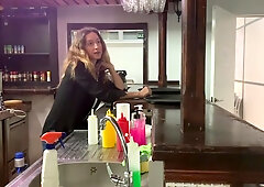 Blowjob In A Restaurant To My Boss