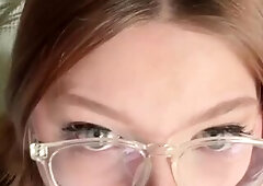 Chunky Beauty Next Door can’t stop FUCKIN herself!