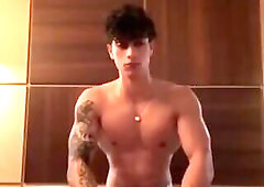Hot Muscle tiktoker mattysecret (mattiaa gallettini)