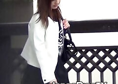 Innocent Asian girls are rushing to the toilet to release their bladders of pee